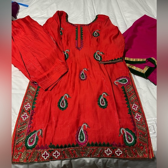 Indian wear suits (salwar/anarkali/plazzo) - Picture 10 of 12